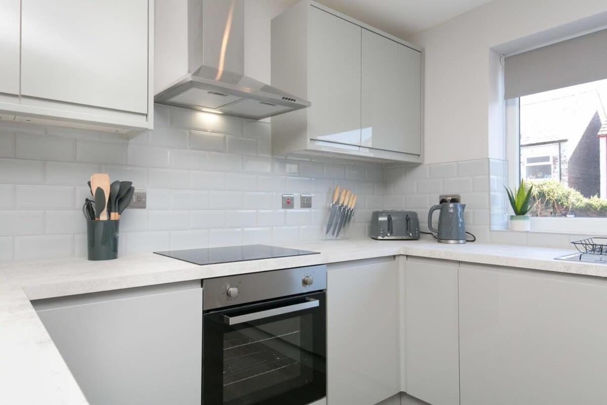 Stunning 2 Bedroom Apartment In Wallasey Εξωτερικό φωτογραφία