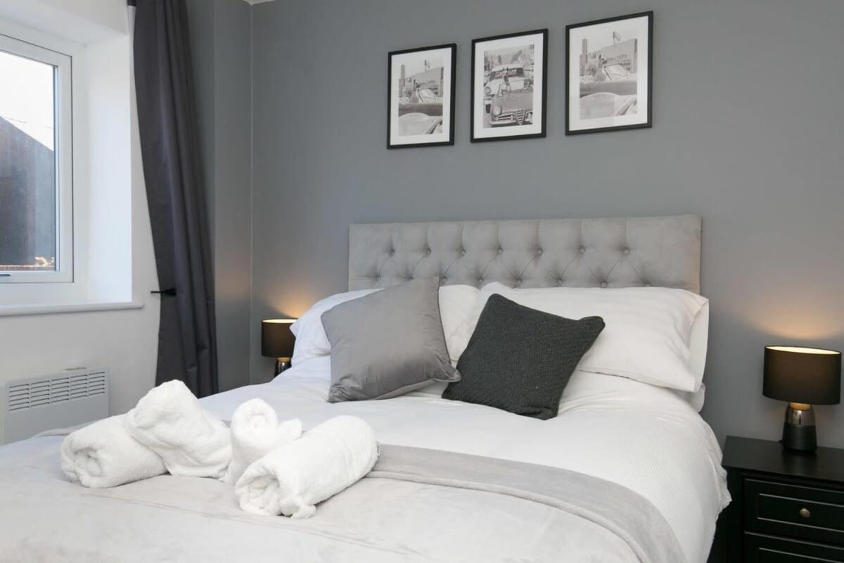 Stunning 2 Bedroom Apartment In Wallasey Εξωτερικό φωτογραφία
