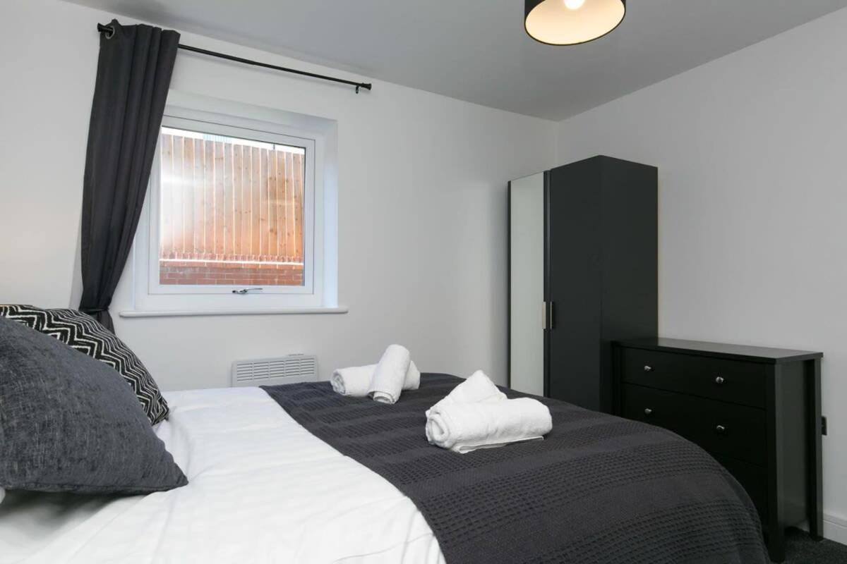 Stunning 2 Bedroom Apartment In Wallasey Εξωτερικό φωτογραφία