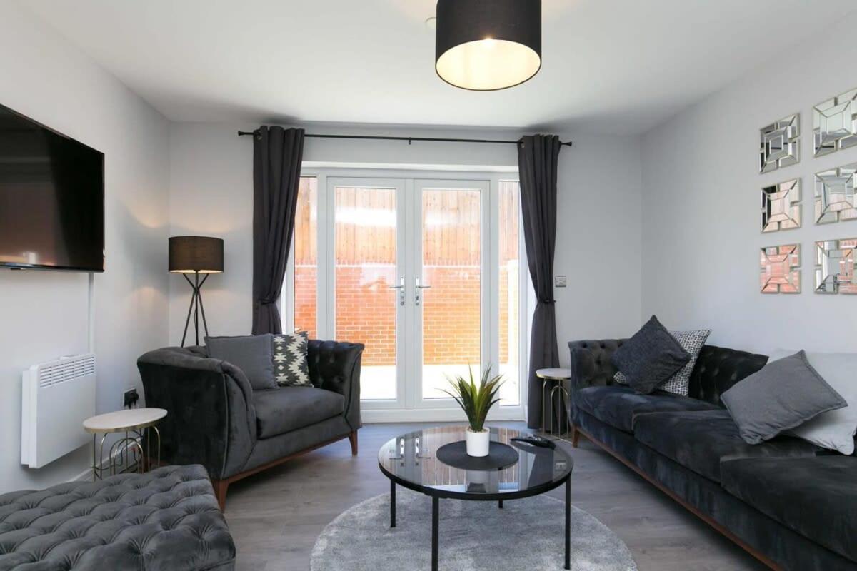 Stunning 2 Bedroom Apartment In Wallasey Εξωτερικό φωτογραφία