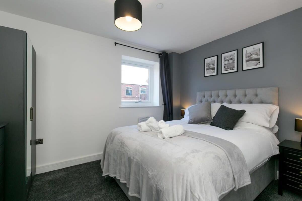 Stunning 2 Bedroom Apartment In Wallasey Εξωτερικό φωτογραφία